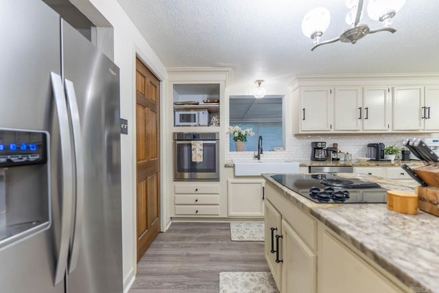 2125 Duffer Lane, Batesville, AR 72501