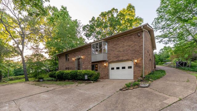 2125 Duffer Lane, Batesville, AR 72501
