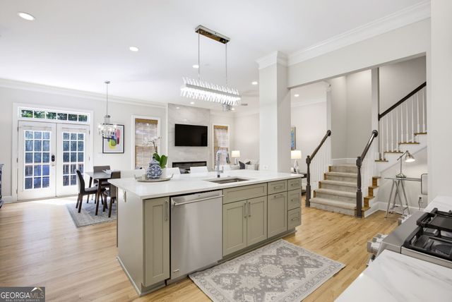 2321 English Ivy Court SE 22, Atlanta, GA 30339