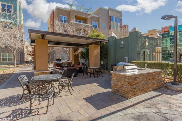 38 East Serene Avenue 318, Las Vegas, NV 89123