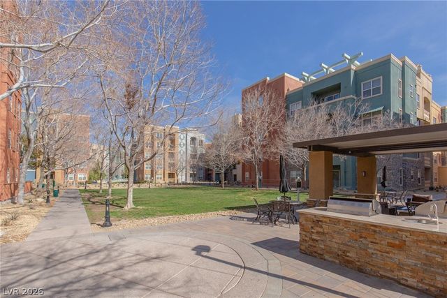 38 East Serene Avenue 318, Las Vegas, NV 89123