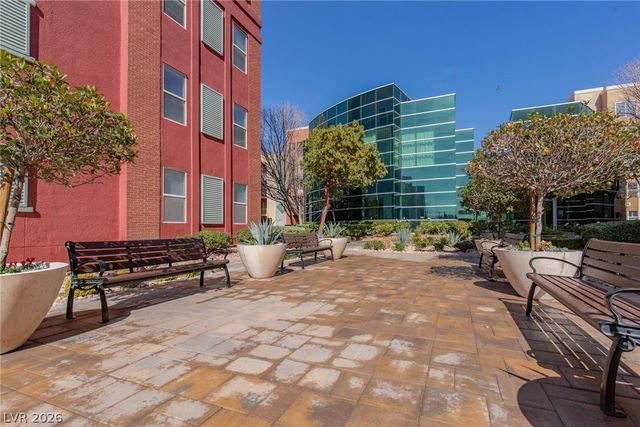38 East Serene Avenue 318, Las Vegas, NV 89123