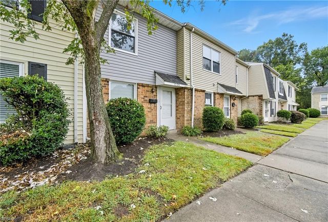 1526 Darren CIR, Portsmouth, VA 23701