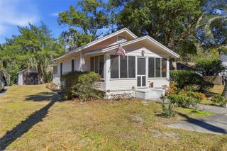 319 W UNIVERSITY AVENUE, Deland, FL 32720