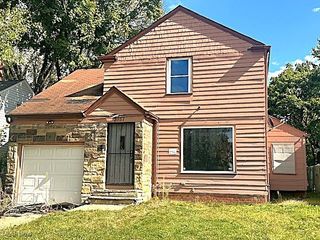 3957 Strandhill Road, Cleveland, OH 44118