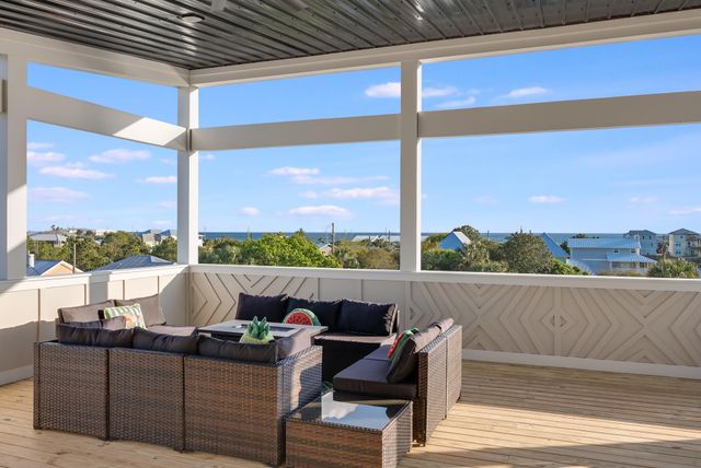 212 George C Wallace Boulevard, Panama City Beach, FL 32413