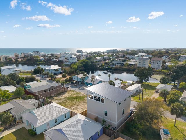 212 George C Wallace Boulevard, Panama City Beach, FL 32413