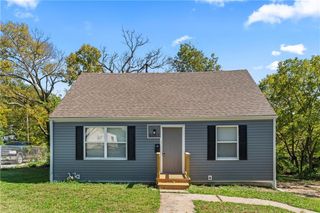 5051 Belmeade Road, Kansas City, MO 64129