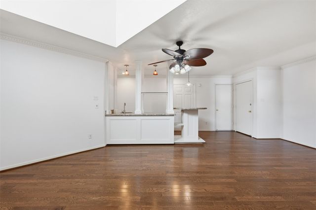 4063 Breakwood Drive, Houston, TX 77025