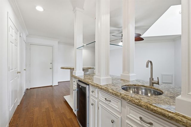 4063 Breakwood Drive, Houston, TX 77025