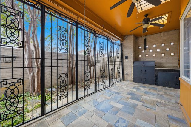 4063 Breakwood Drive, Houston, TX 77025