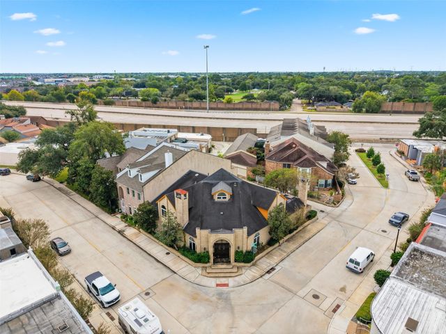 4063 Breakwood Drive, Houston, TX 77025
