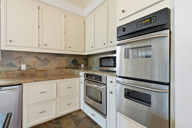 4063 Breakwood Drive, Houston, TX 77025