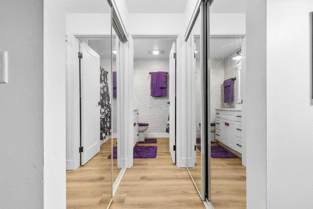 5253 N Lovers Lane ROAD #324, Milwaukee, WI 53225