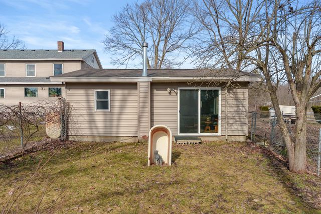 35553 M 43, Waverly Twp, MI 49079