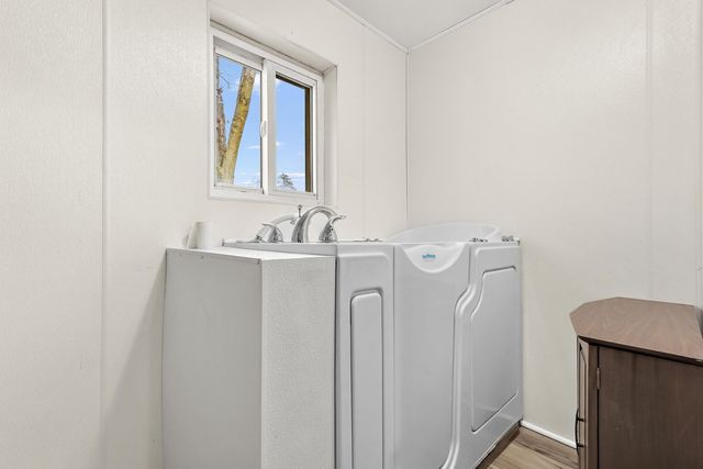 35553 M 43, Waverly Twp, MI 49079