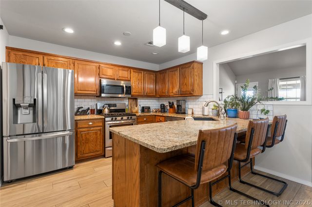 13282 S Maple Street, Glenpool, OK 74033