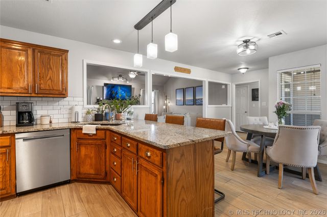 13282 S Maple Street, Glenpool, OK 74033