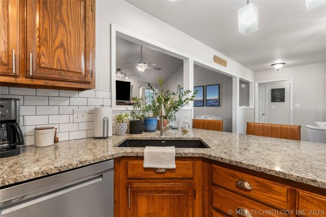 13282 S Maple Street, Glenpool, OK 74033