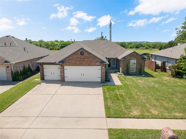 13282 S Maple Street, Glenpool, OK 74033