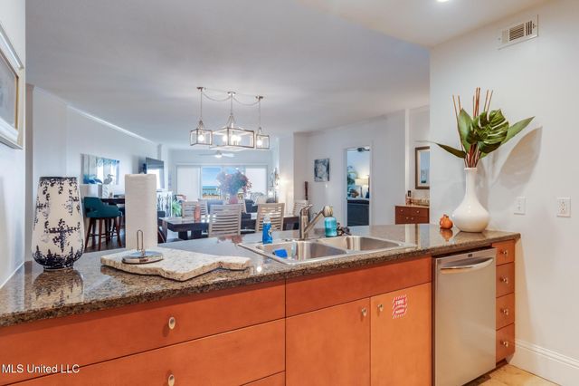 1899 Beach Boulevard, 612, Biloxi, MS 39531