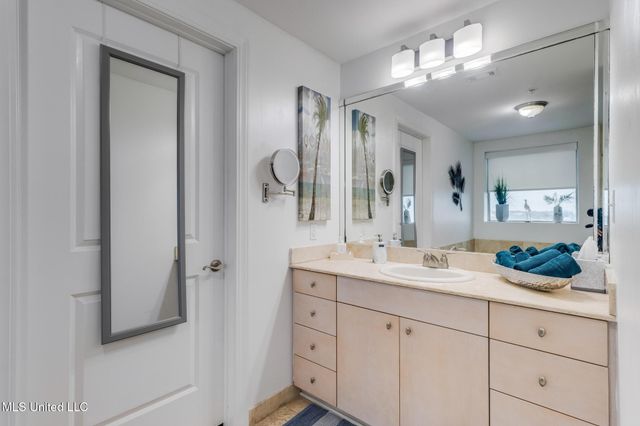 1899 Beach Boulevard, 612, Biloxi, MS 39531