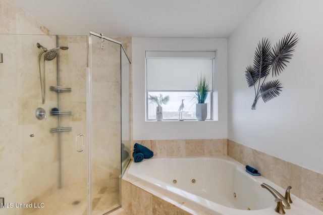 1899 Beach Boulevard, 612, Biloxi, MS 39531