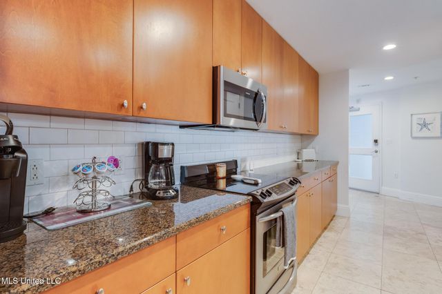 1899 Beach Boulevard, 612, Biloxi, MS 39531