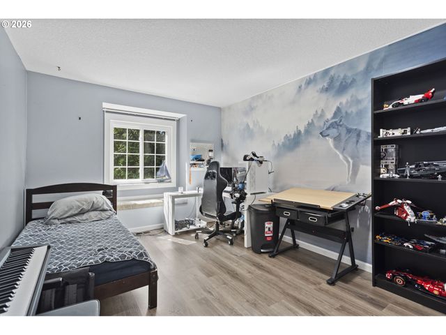 8020 Sw GEARHART Dr, Beaverton, OR 97007