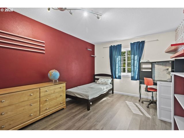 8020 Sw GEARHART Dr, Beaverton, OR 97007