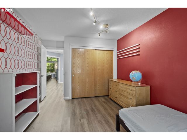 8020 Sw GEARHART Dr, Beaverton, OR 97007