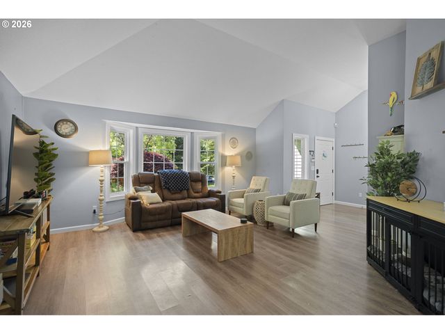8020 Sw GEARHART Dr, Beaverton, OR 97007