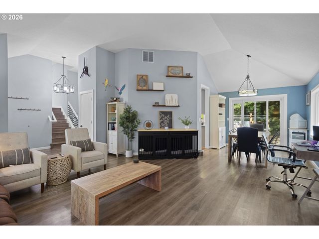 8020 Sw GEARHART Dr, Beaverton, OR 97007