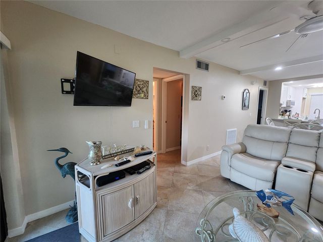 6361 BAHIA DEL MAR BOULEVARD 104, St Petersburg, FL 33715