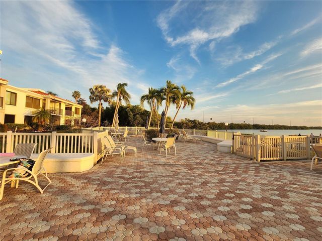 6361 BAHIA DEL MAR BOULEVARD 104, St Petersburg, FL 33715