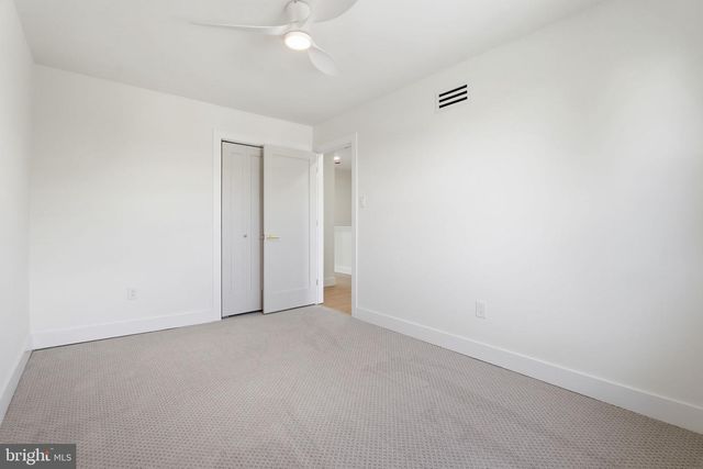 4302 SYCAMORE DR, Hampstead, MD 21074