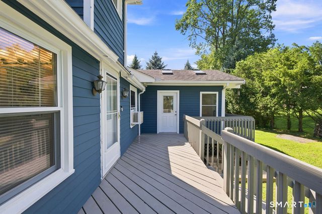 176 Stonehouse Road, Trumbull, CT 06611