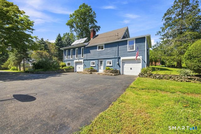 176 Stonehouse Road, Trumbull, CT 06611