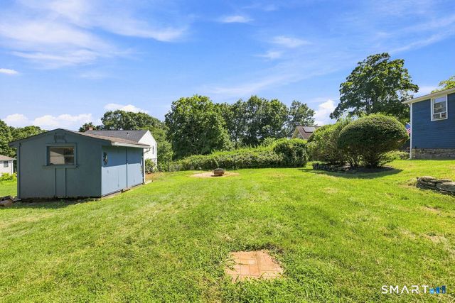 176 Stonehouse Road, Trumbull, CT 06611