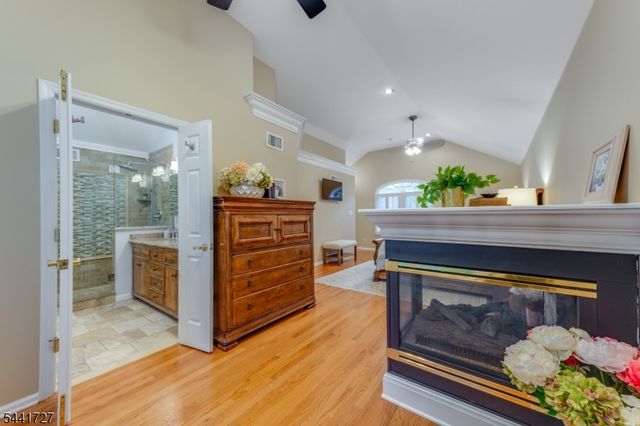 38 Hilltop Ter, Chatham Twp., NJ 07928