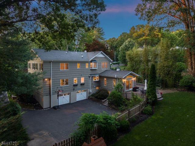 38 Hilltop Ter, Chatham Twp., NJ 07928