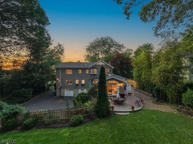 38 Hilltop Ter, Chatham Twp., NJ 07928