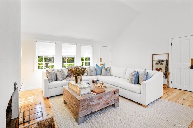 197 Hog Creek Road, East Hampton, NY 11937