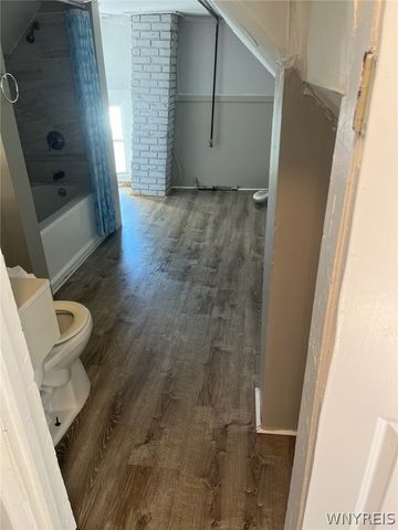 11 Pembina Street, Buffalo, NY 14220