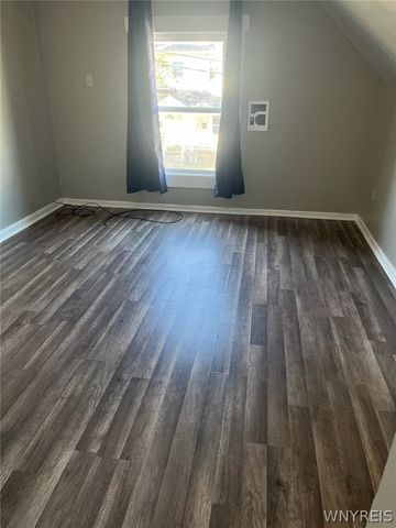 11 Pembina Street, Buffalo, NY 14220