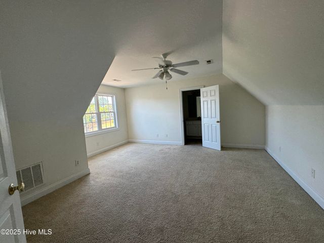 1052 Stonebridge Lane, Leland, NC 28451