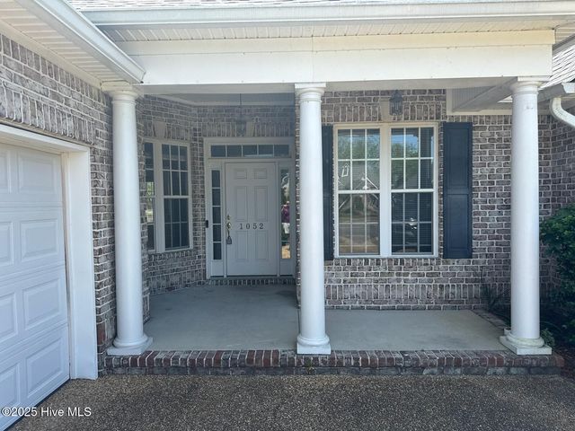 1052 Stonebridge Lane, Leland, NC 28451