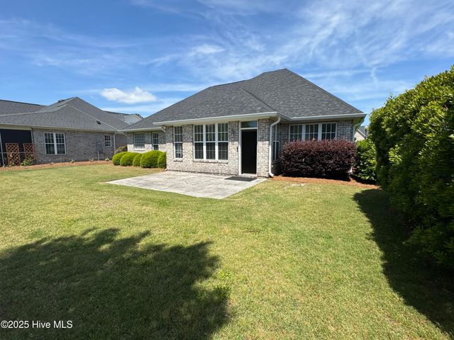 1052 Stonebridge Lane, Leland, NC 28451