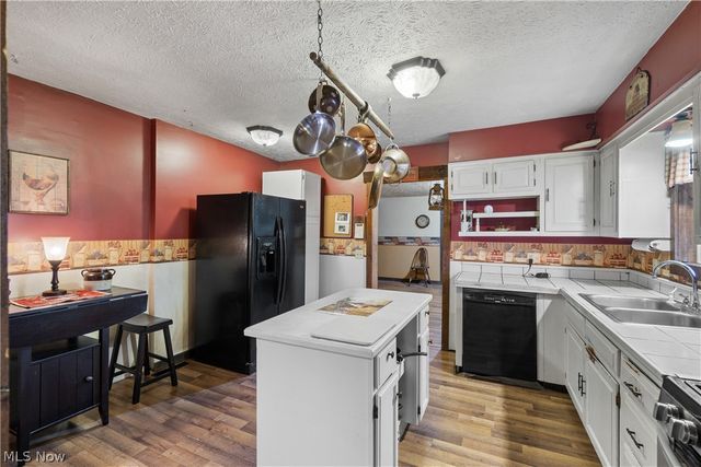 2377 Greensburg Road, North Canton, OH 44720