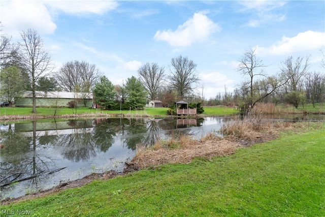 2377 Greensburg Road, North Canton, OH 44720